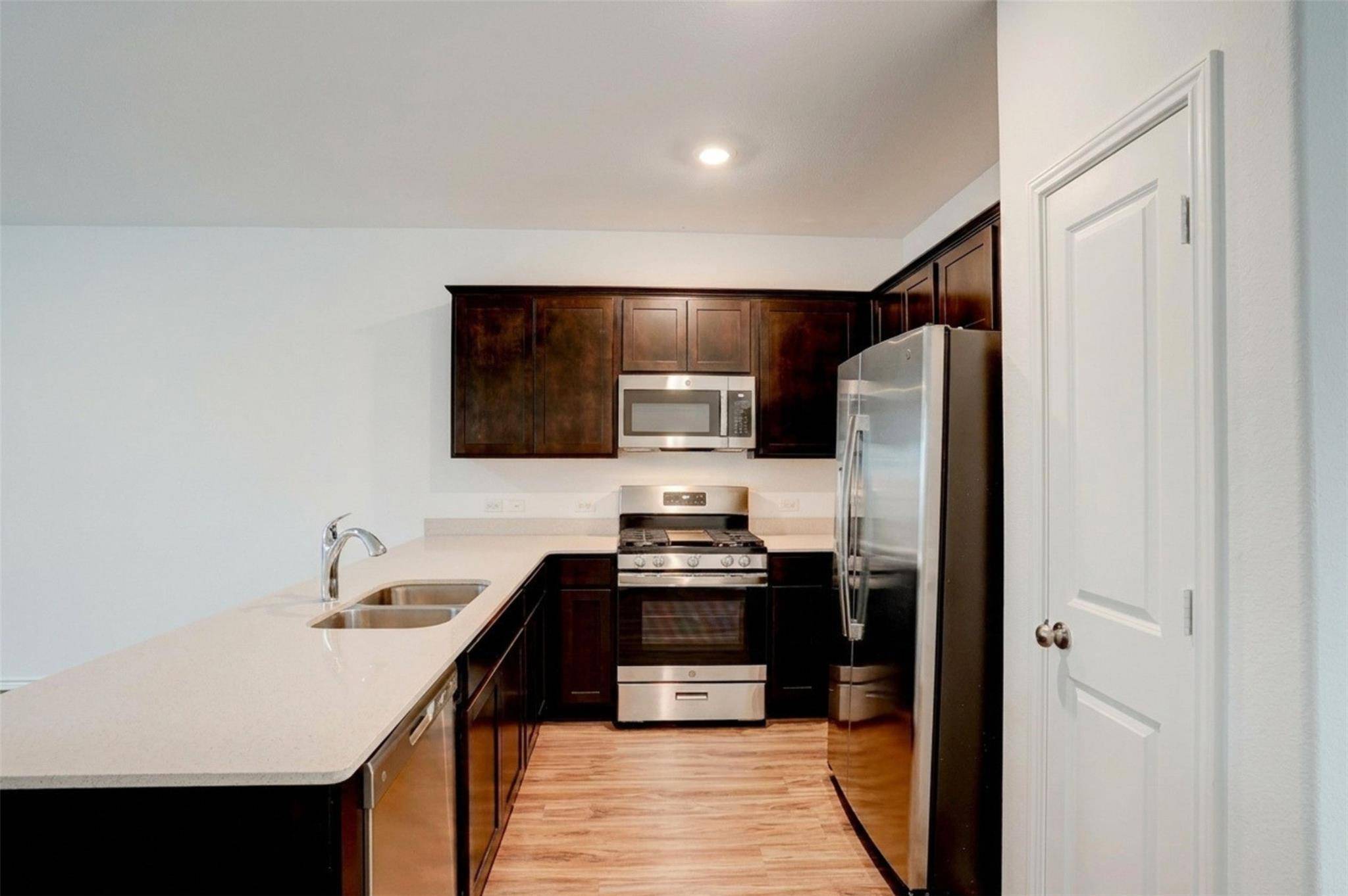 484 Gabbro GDNS, Maxwell, TX 78656