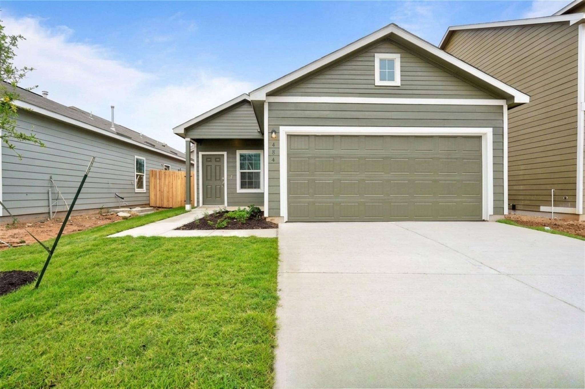 484 Gabbro GDNS, Maxwell, TX 78656