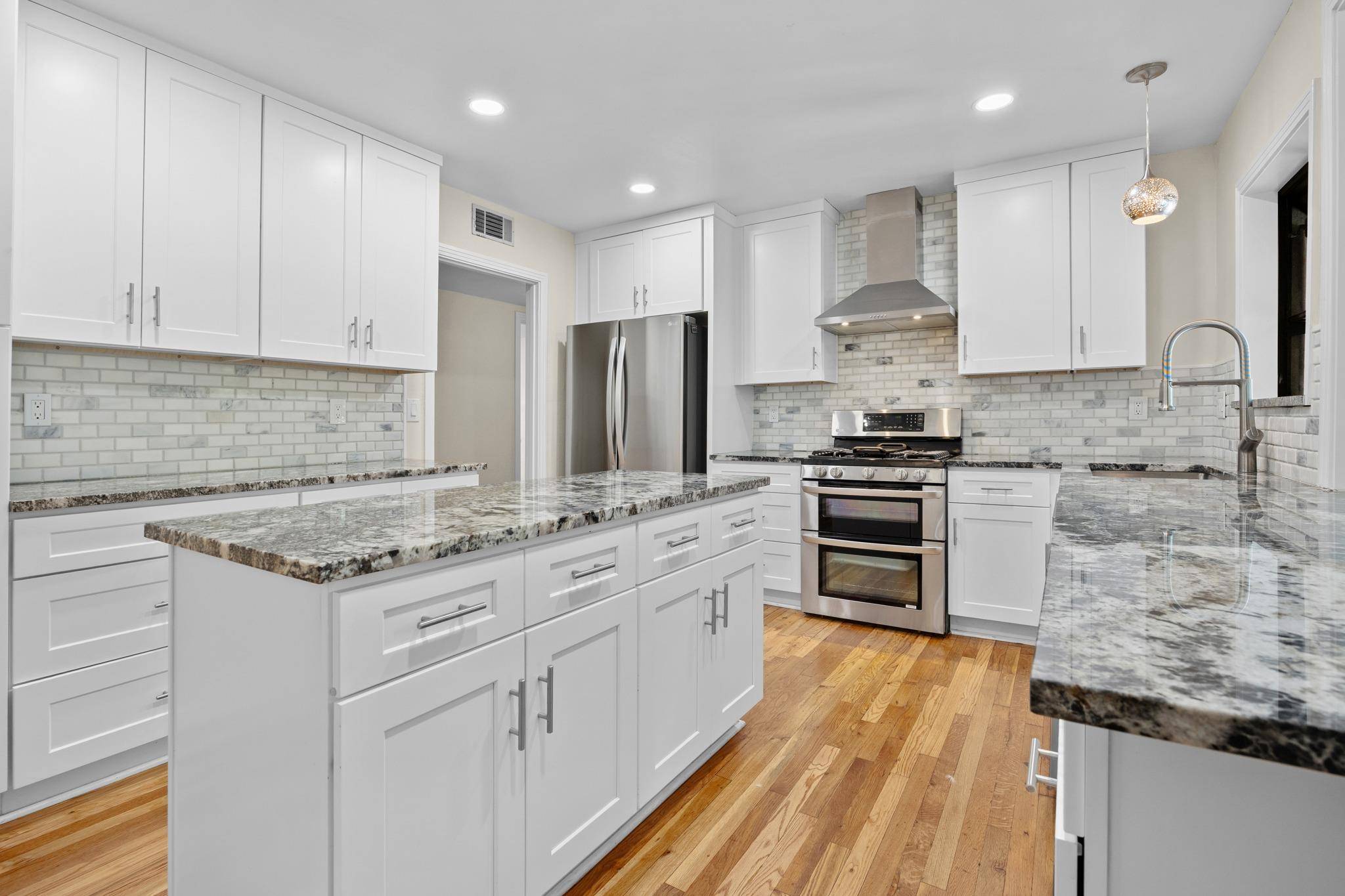 5014 W Frances PL, Austin, TX 78731
