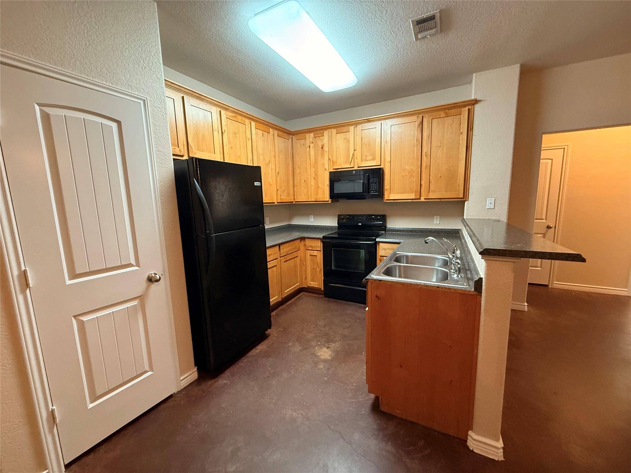 124 Flat Creek DR, Waco, TX 76706