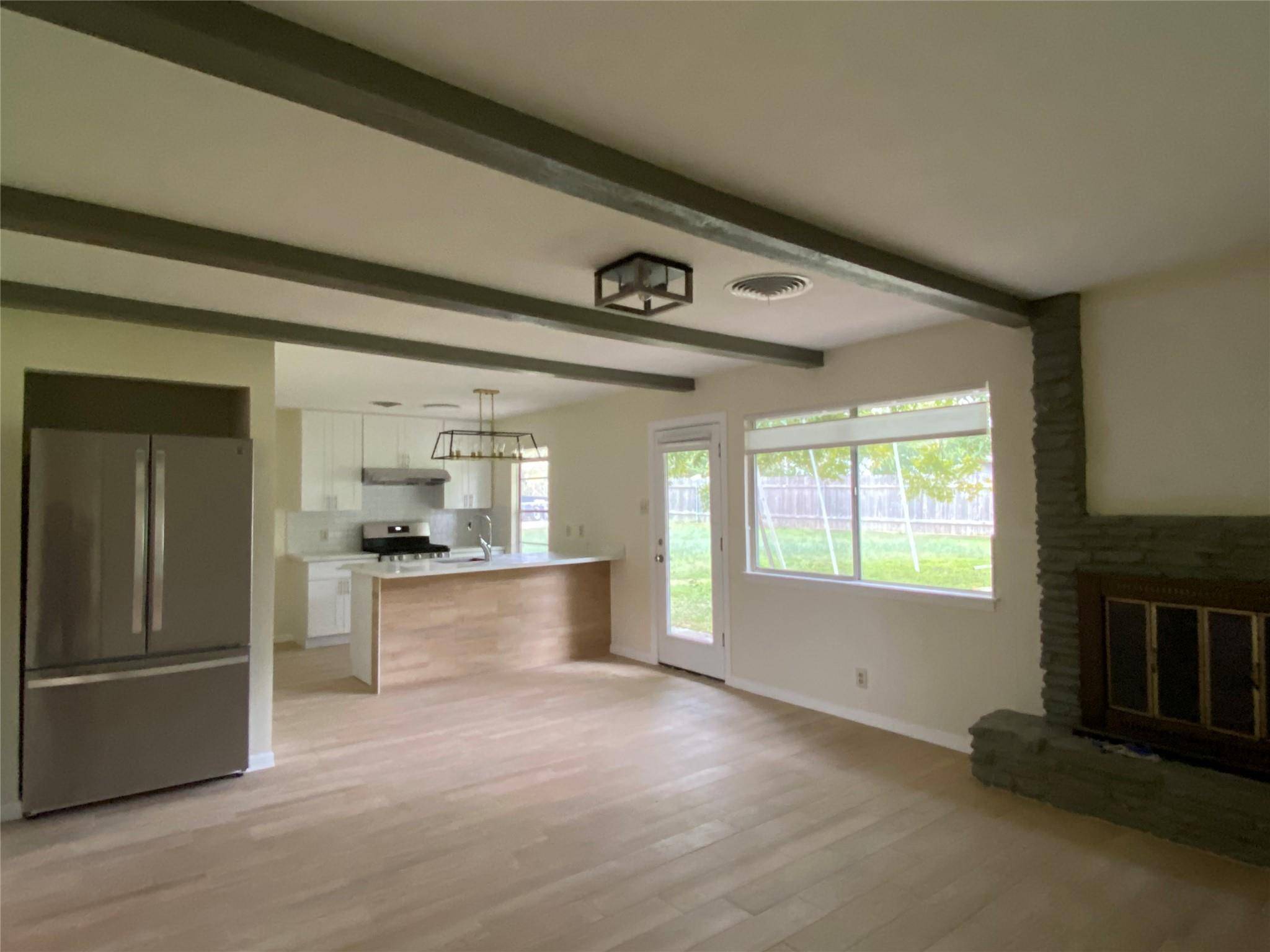 6817 Miranda DR, Austin, TX 78752