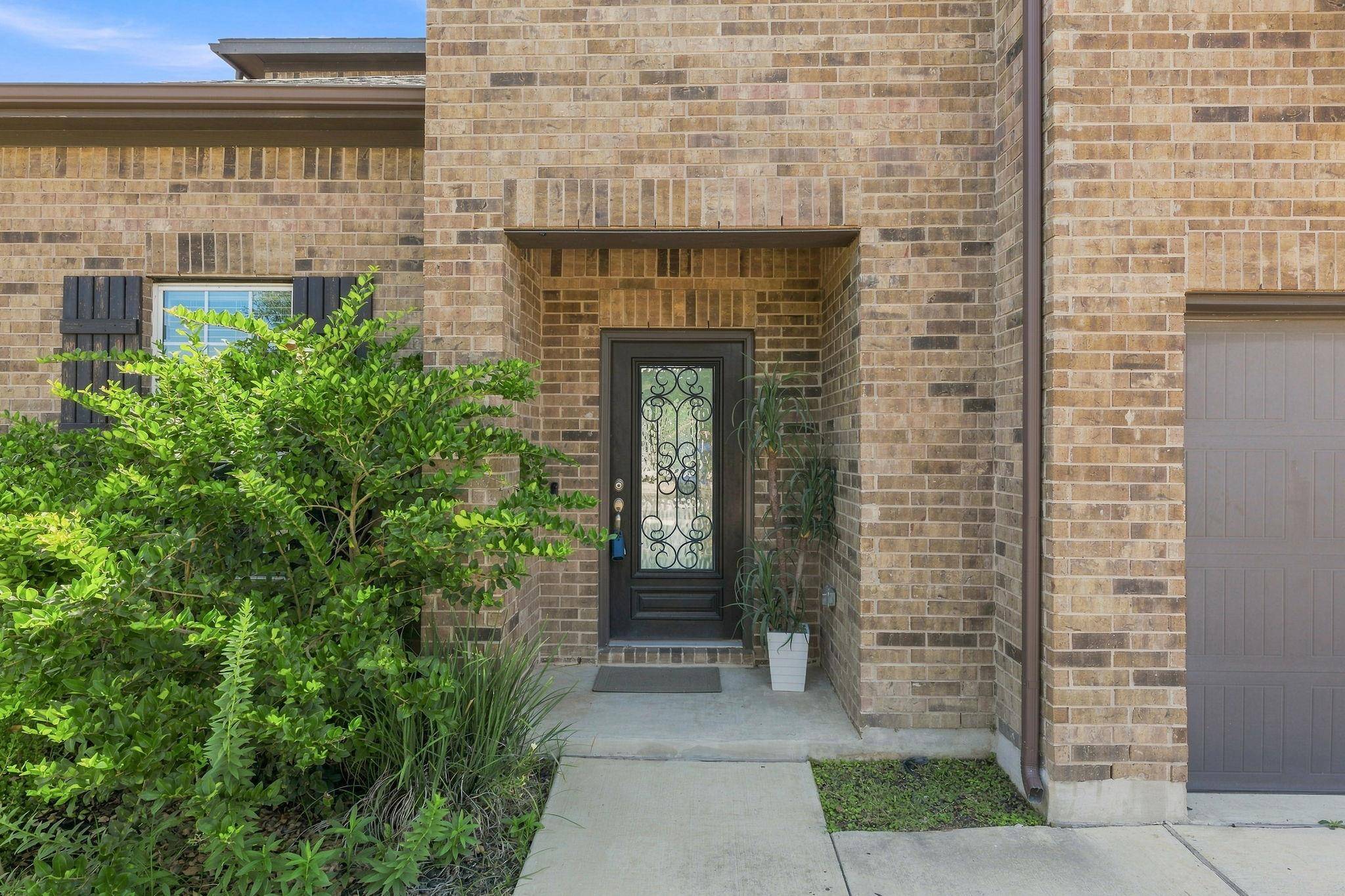 658 Cherrystone LOOP, Buda, TX 78610