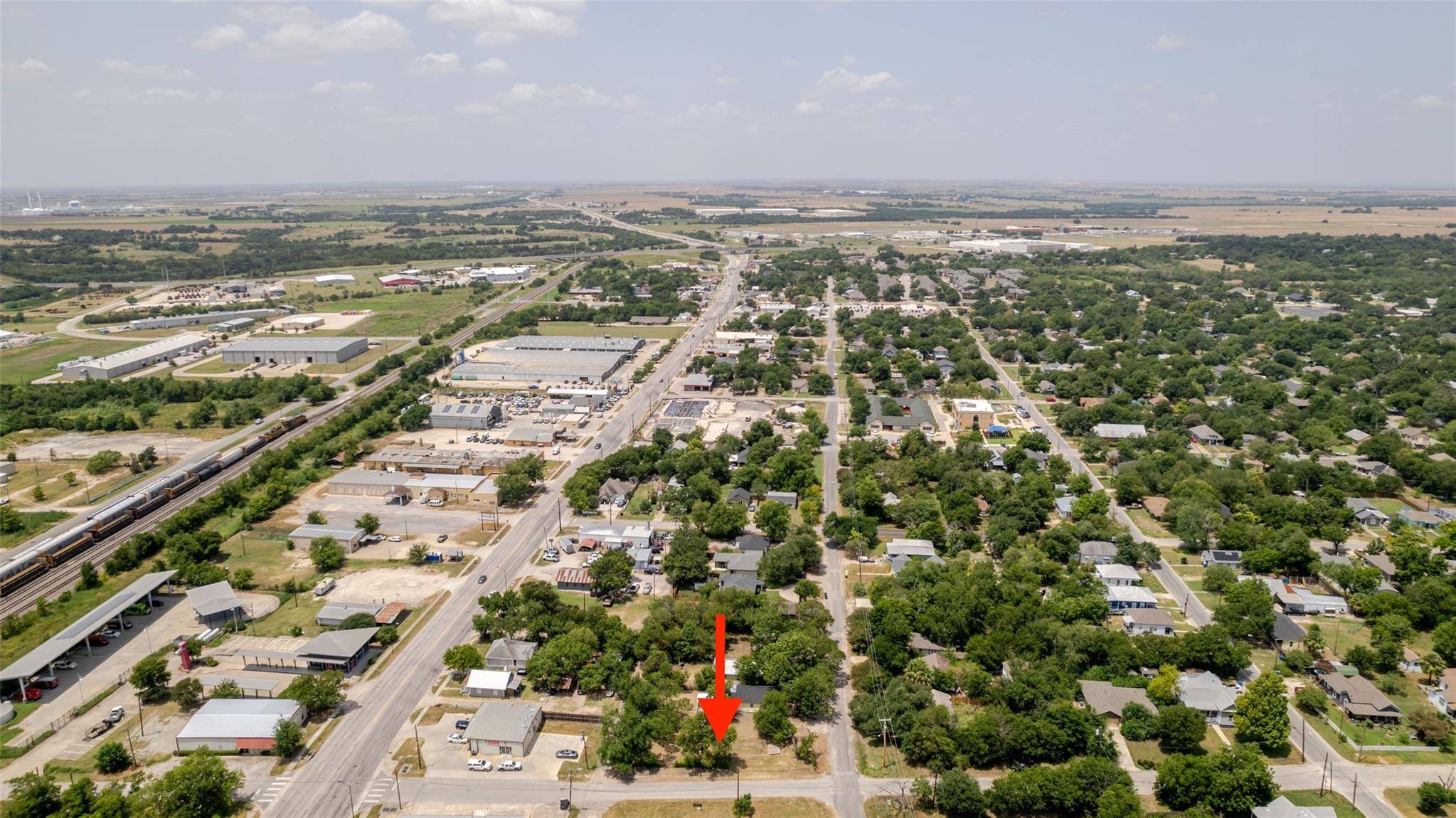 1101 W 3rd ST, Taylor, TX 76574