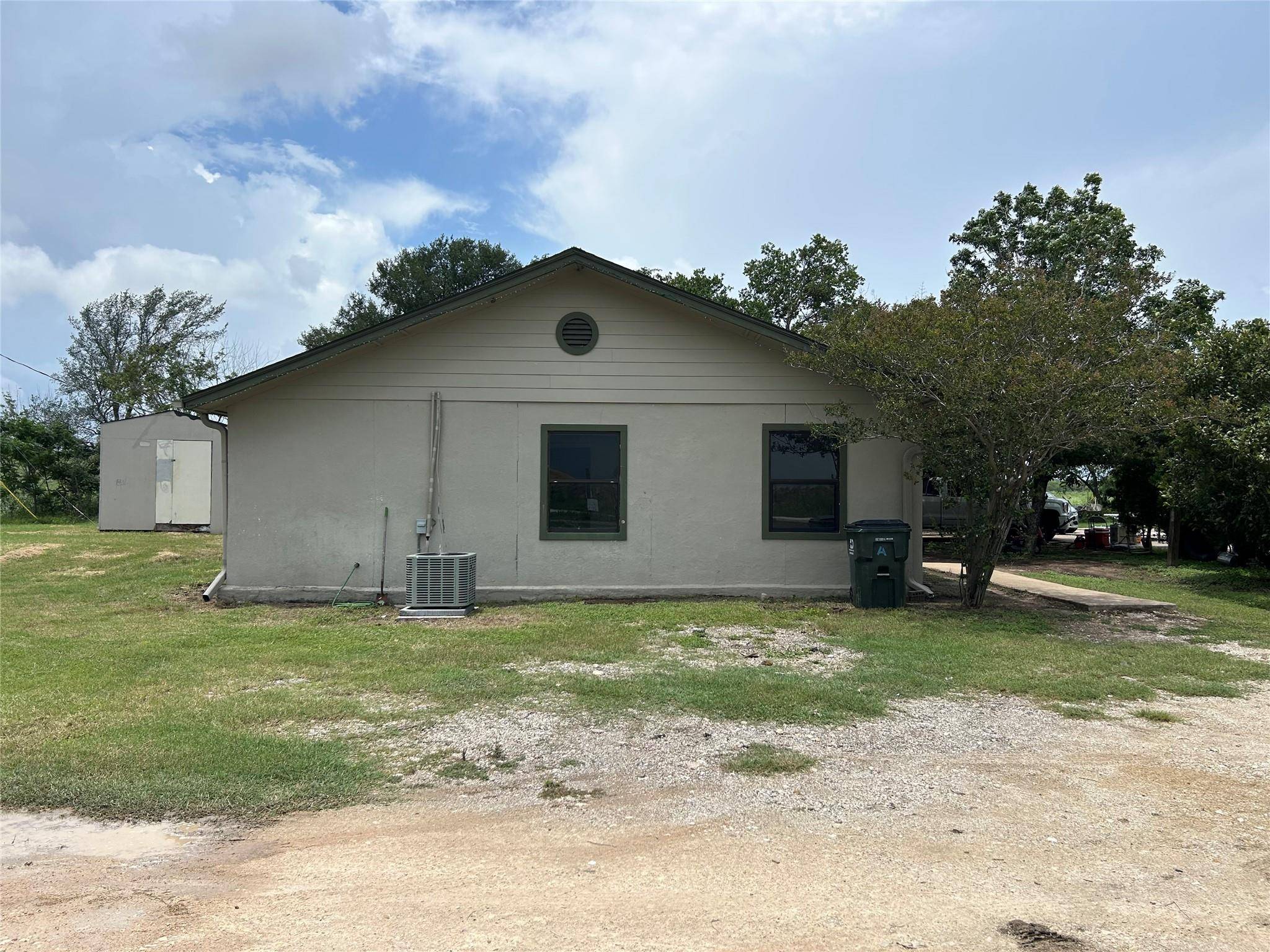 4806 Navarro Creek RD #A, Del Valle, TX 78617