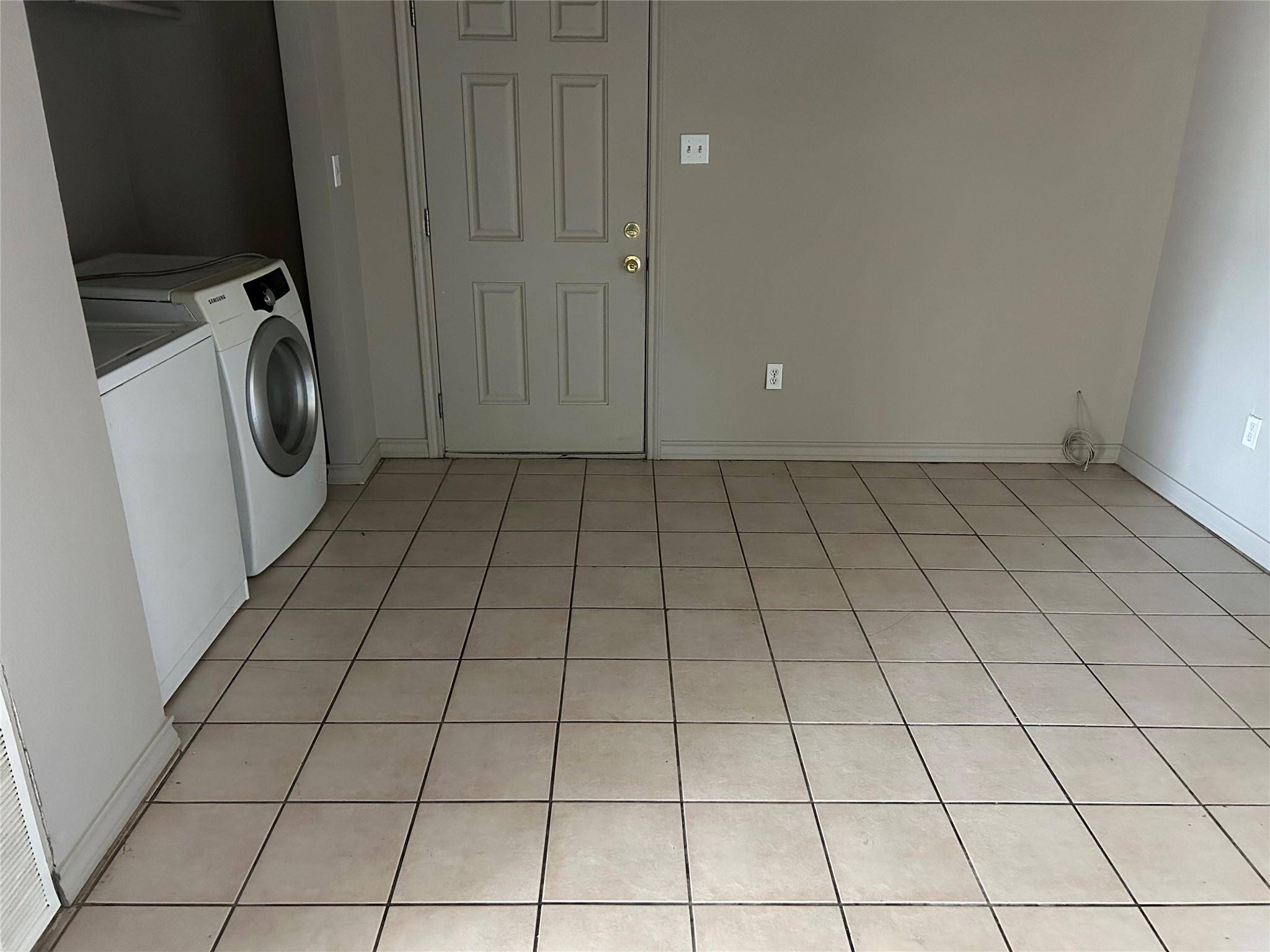 4806 Navarro Creek RD #A, Del Valle, TX 78617