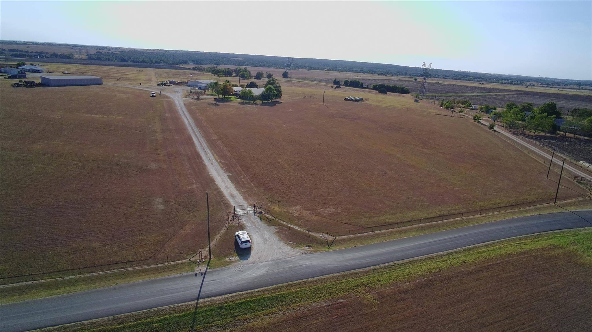 1351 CR 320, Granger, TX 76530