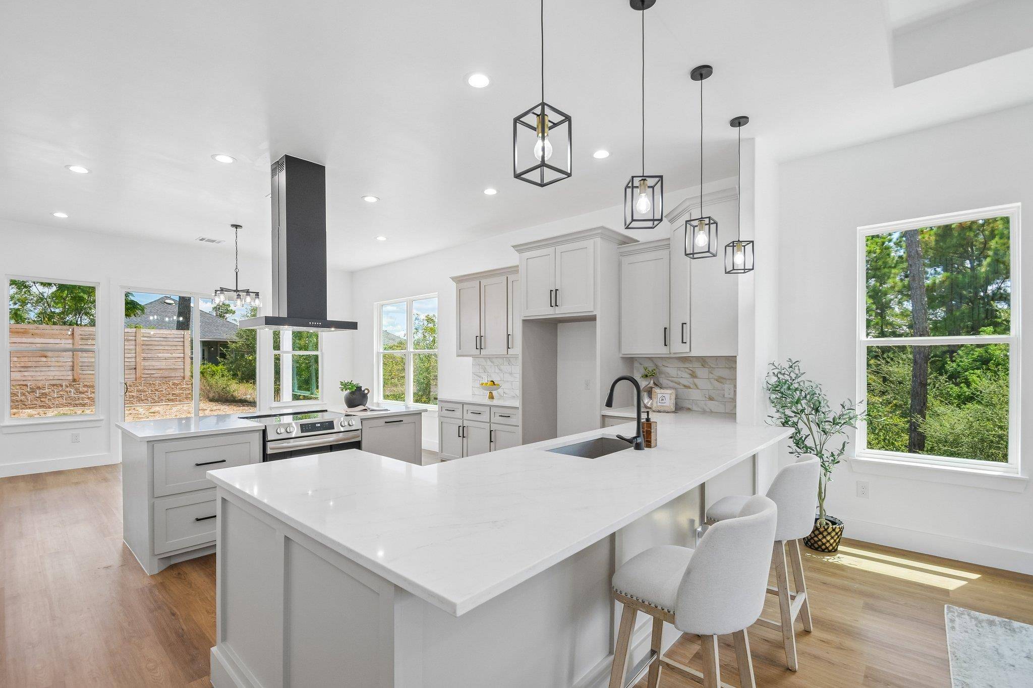 127 Kukui CT, Bastrop, TX 78602