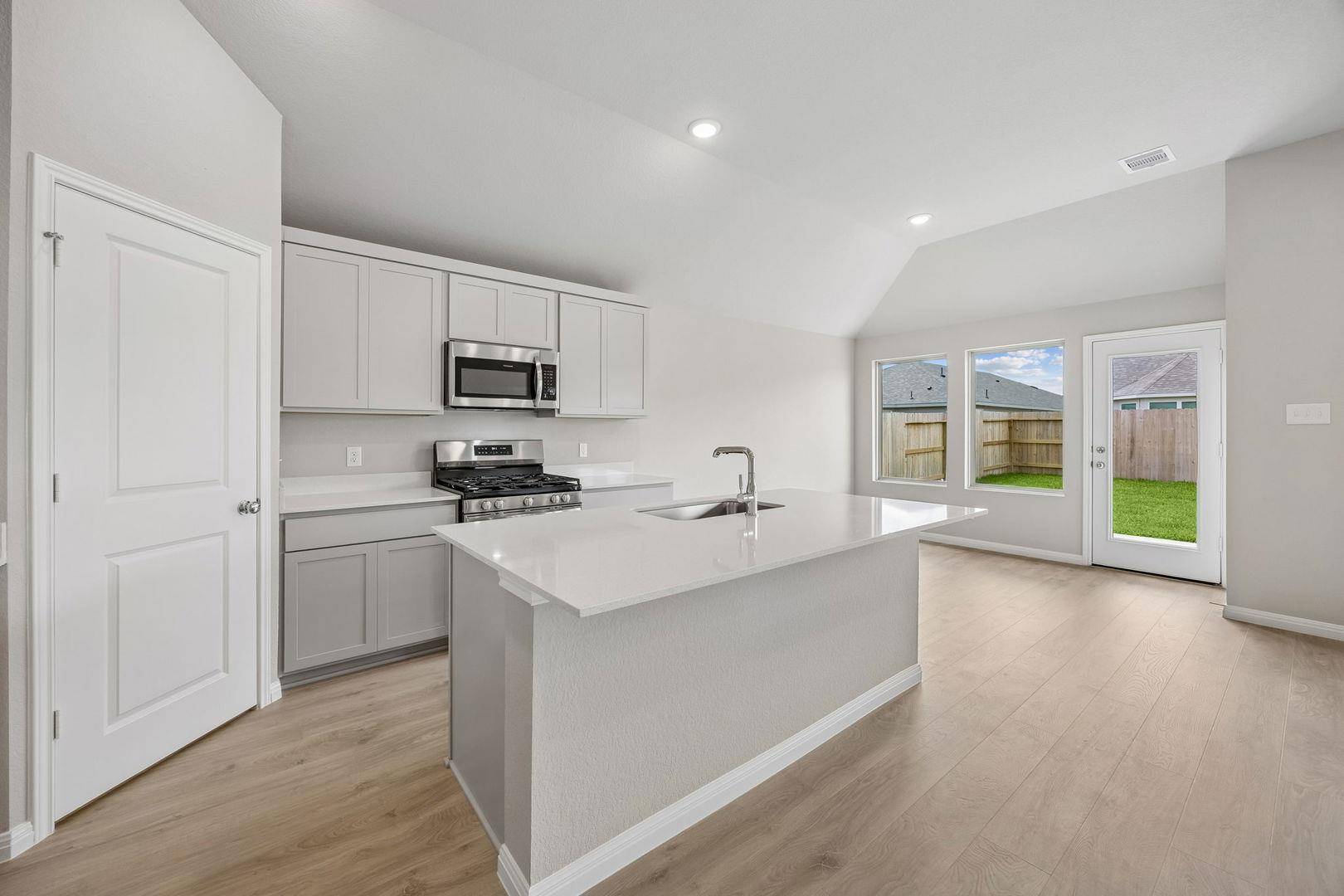 4729 Bridwell, Austin, TX 78754