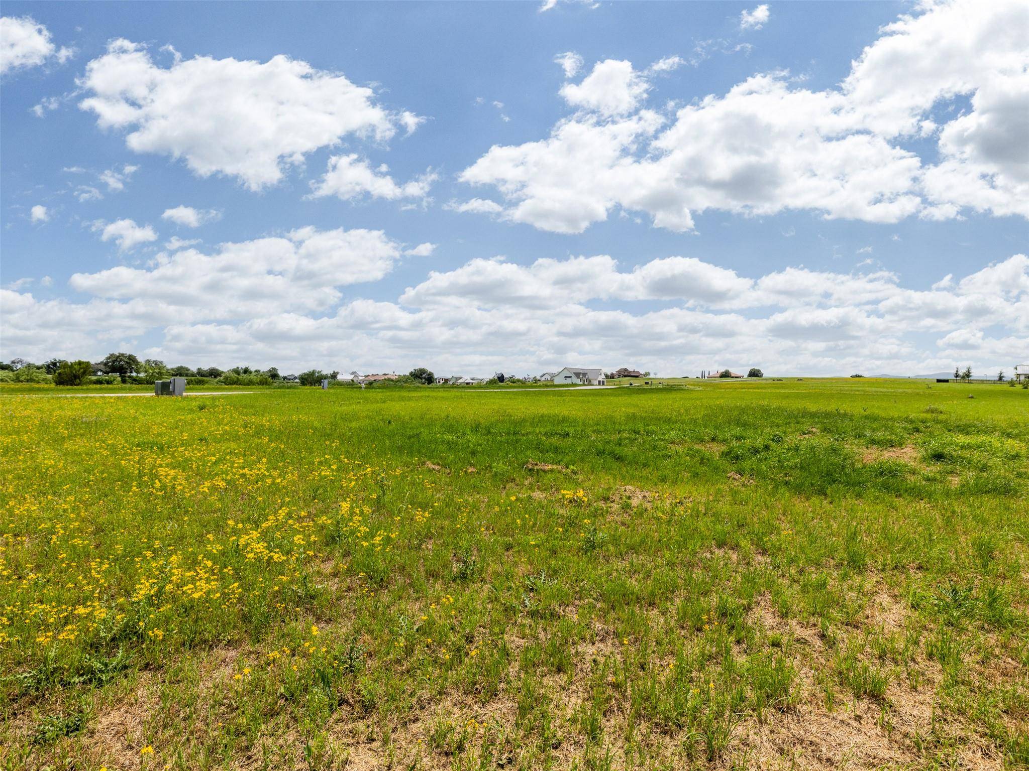 9048 Sandia LOOP, Kingsland, TX 78639