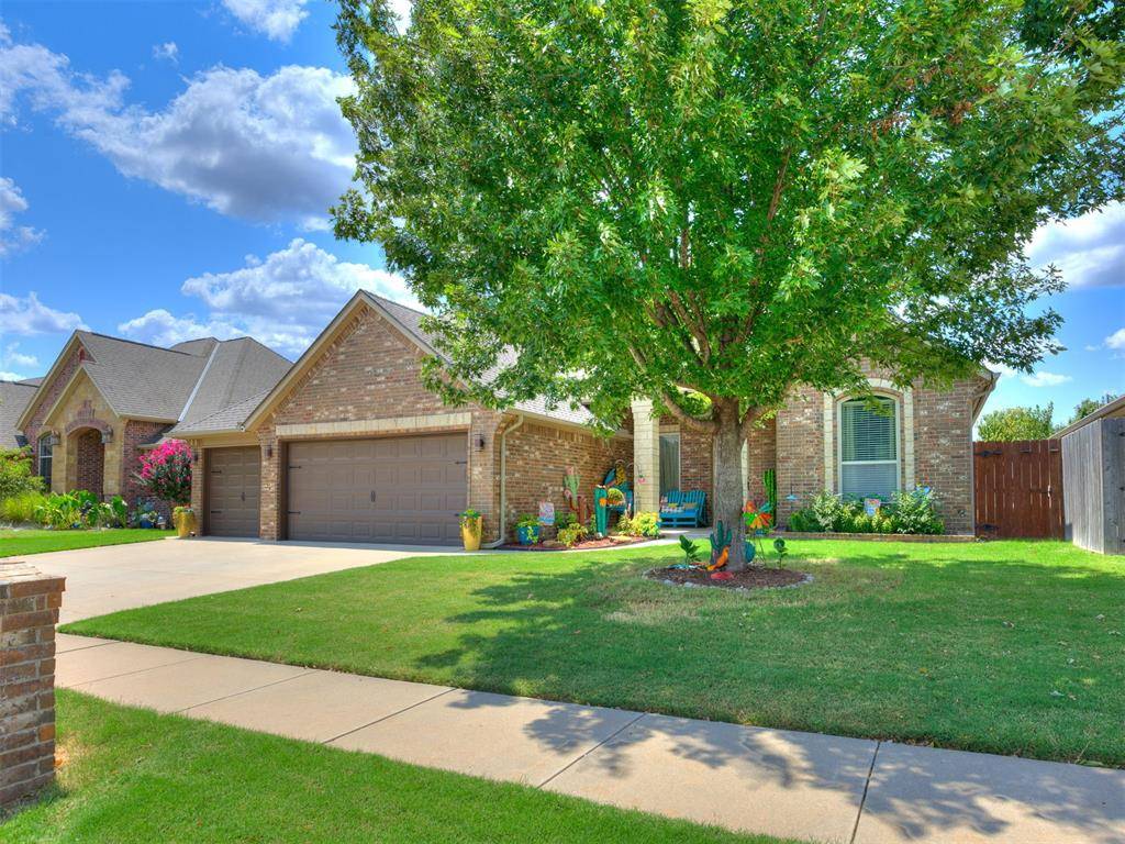 12405 Heathfield LN, Oklahoma City, OK 73173