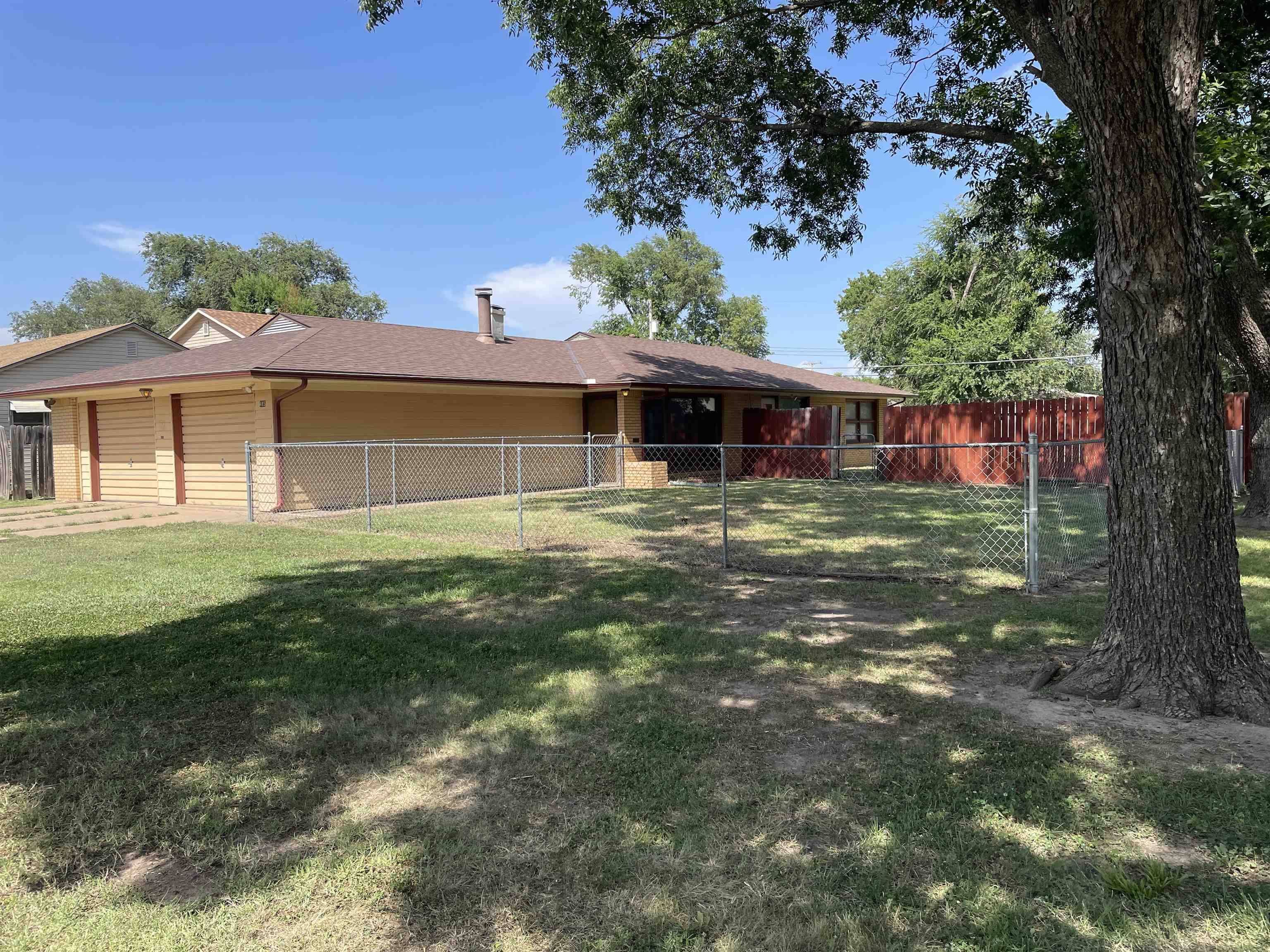 415 N Gardner, Wellington, KS 67152