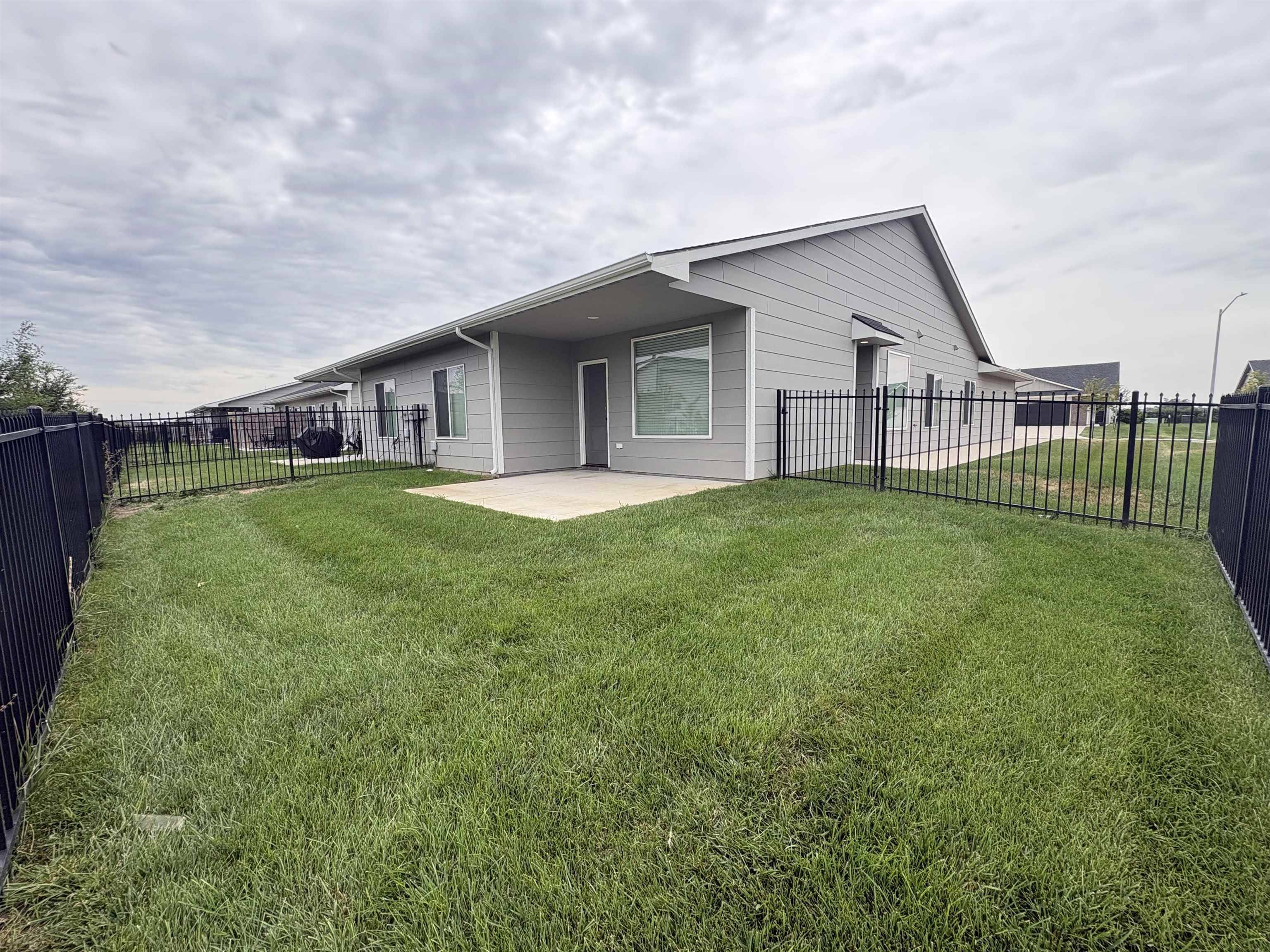 2921 S Maize Ct, Wichita, KS 67215