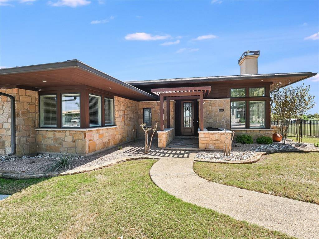 2201 Kahala Sunset DR, Spicewood, TX 78669