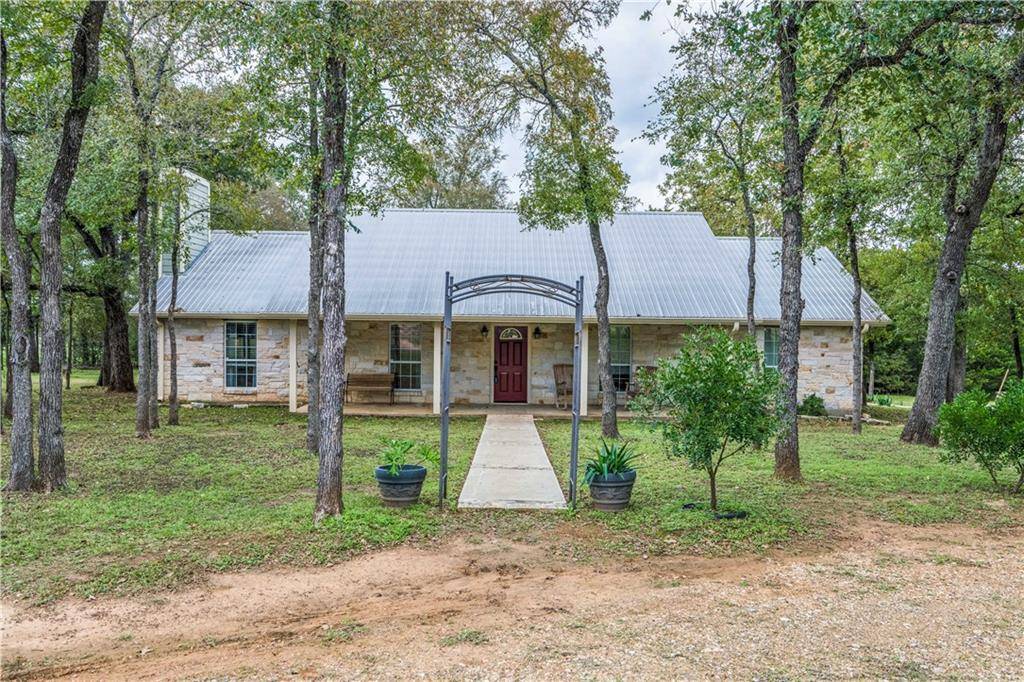 1394 Lower Red Rock RD, Bastrop, TX 78602