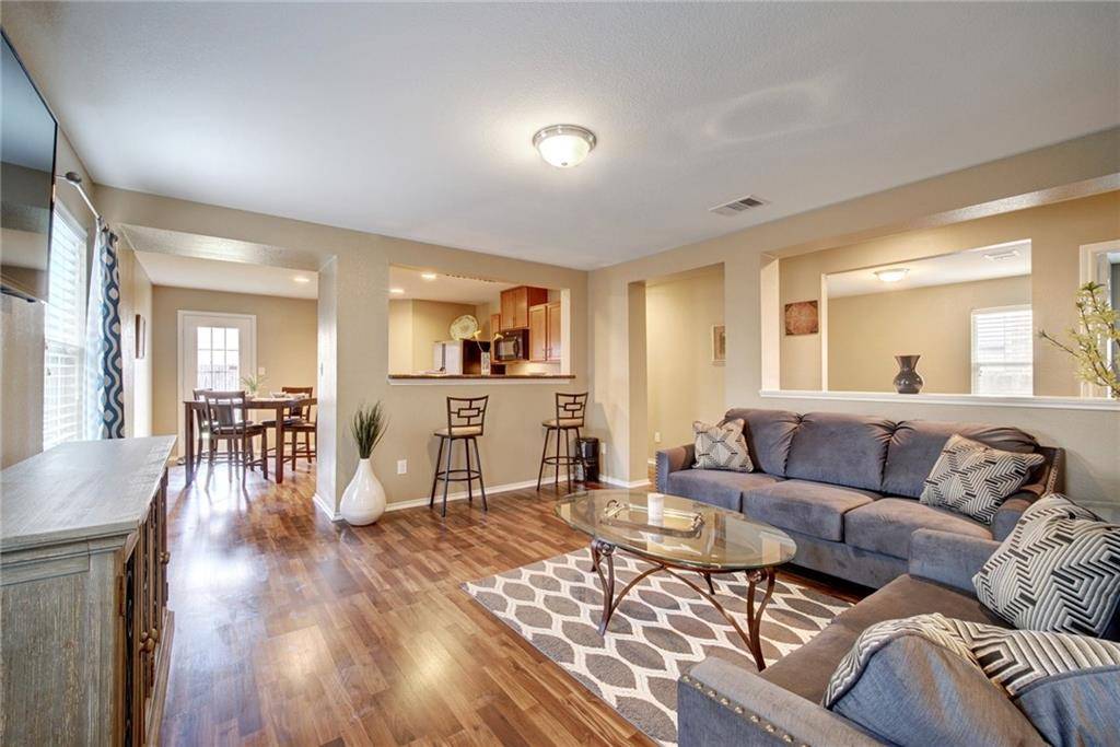 12028 Crownstone LN, Manor, TX 78653