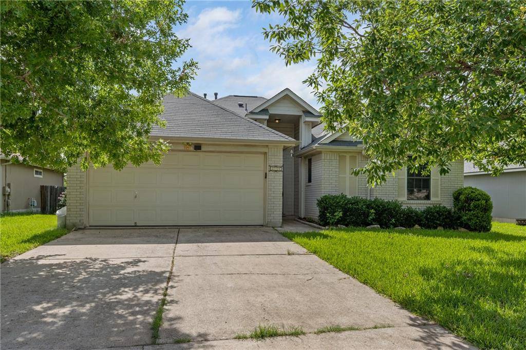 216 Meadowside DR, Hutto, TX 78634