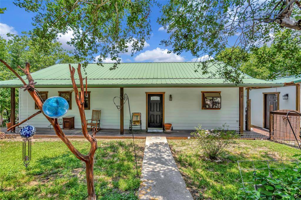 220 Terrace DR, Spicewood, TX 78669