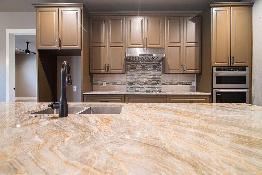 117 Madrona LN, Fredericksburg, TX 78624