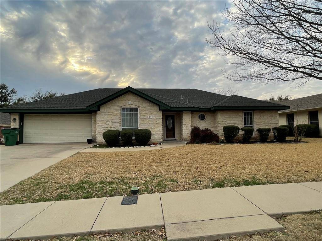 4205 Pinehurst DR, Taylor, TX 76574