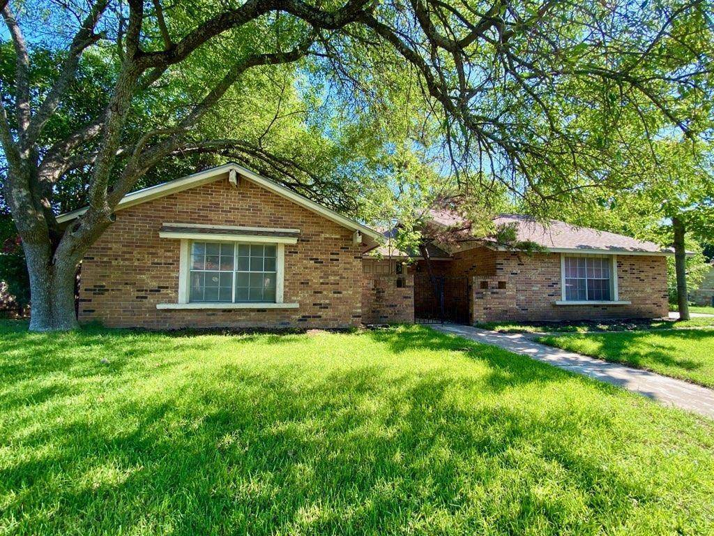 1501 W Mesa Park DR, Round Rock, TX 78664