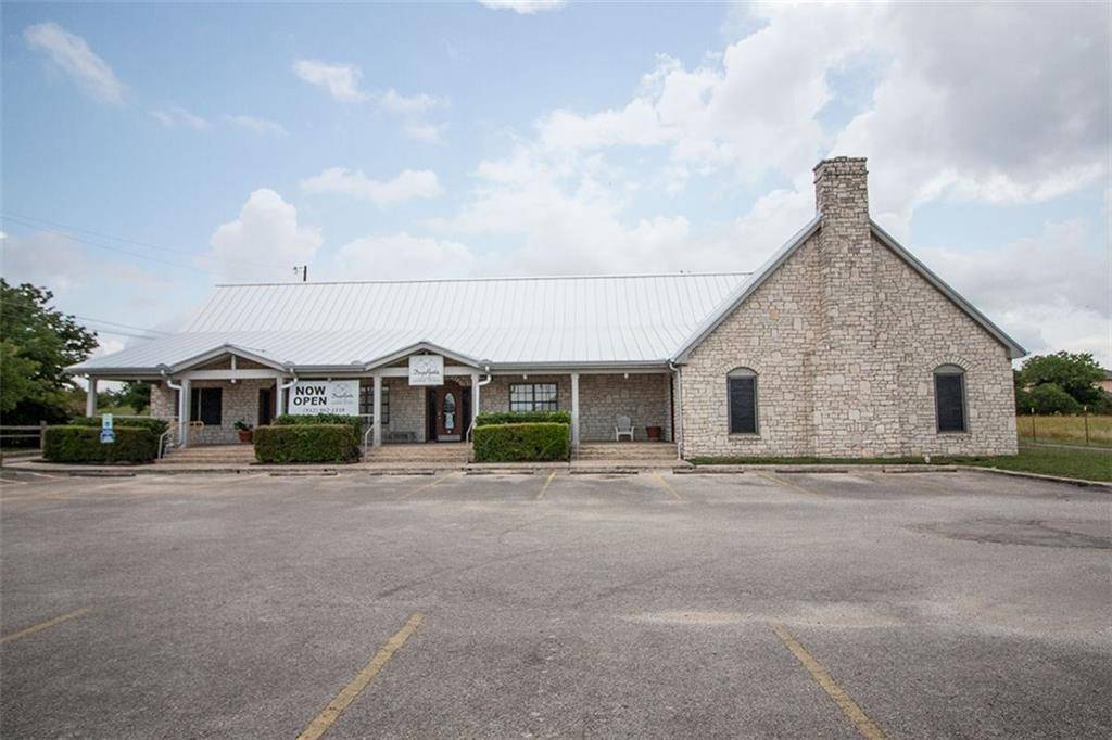 900 Rebel RD, Kyle, TX 78640