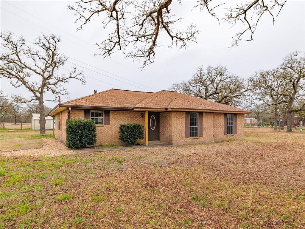 1153 County Road 111, Giddings, TX 78942