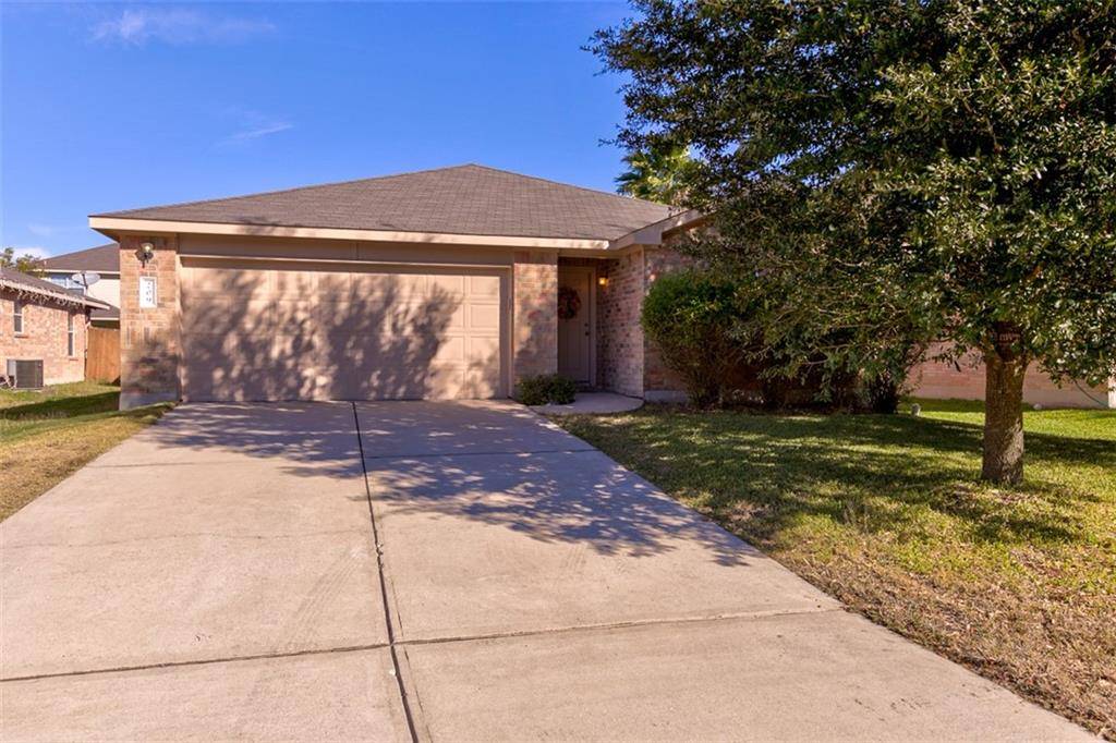 209 Mossy Rock DR, Hutto, TX 78634