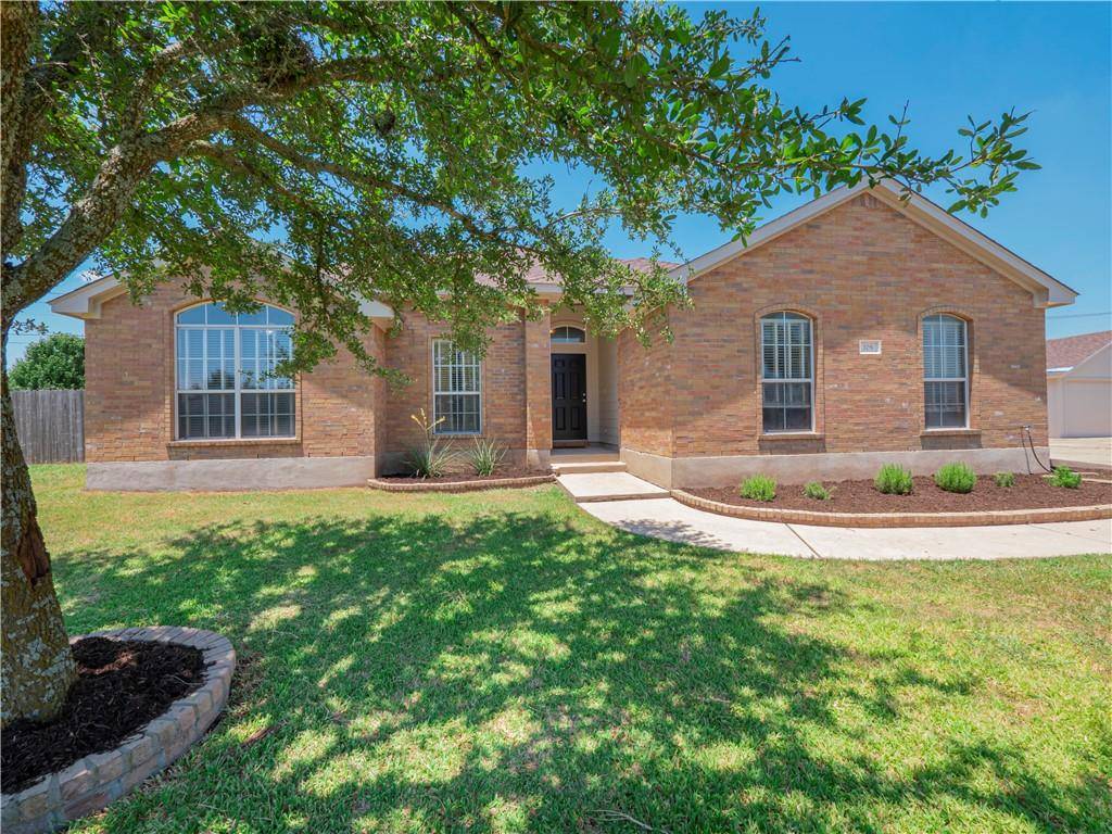 105 Blanco DR, Hutto, TX 78634