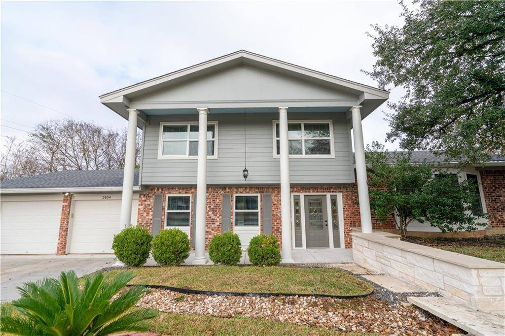 2104 Davis ST, Taylor, TX 76574