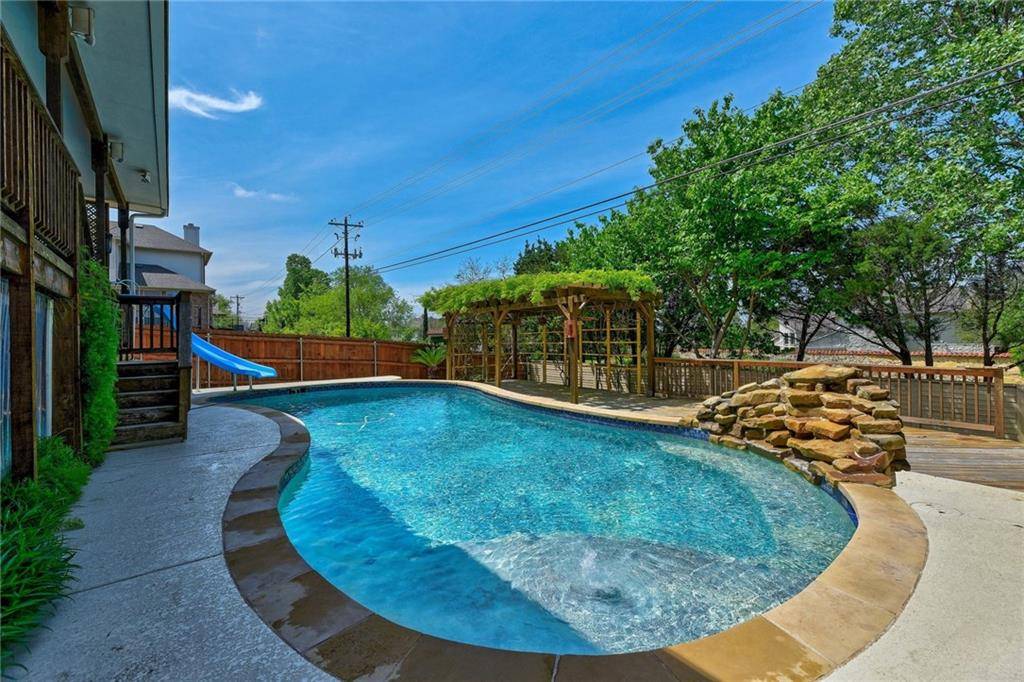 2919 Cashell Wood DR, Cedar Park, TX 78613