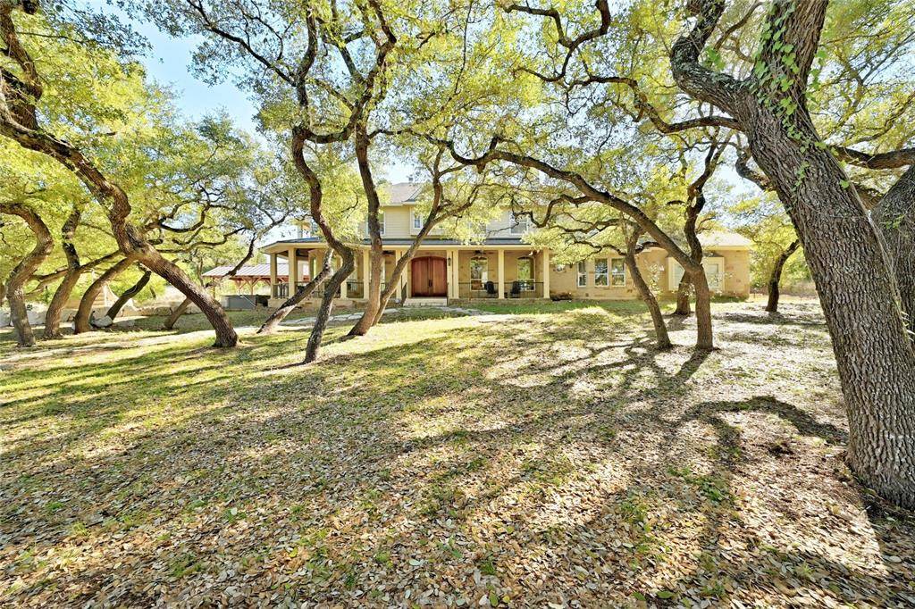 3801 R O DR, Spicewood, TX 78669