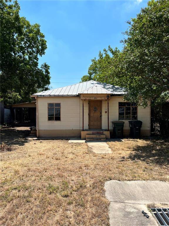206 S Ih 35, Kyle, TX 78640