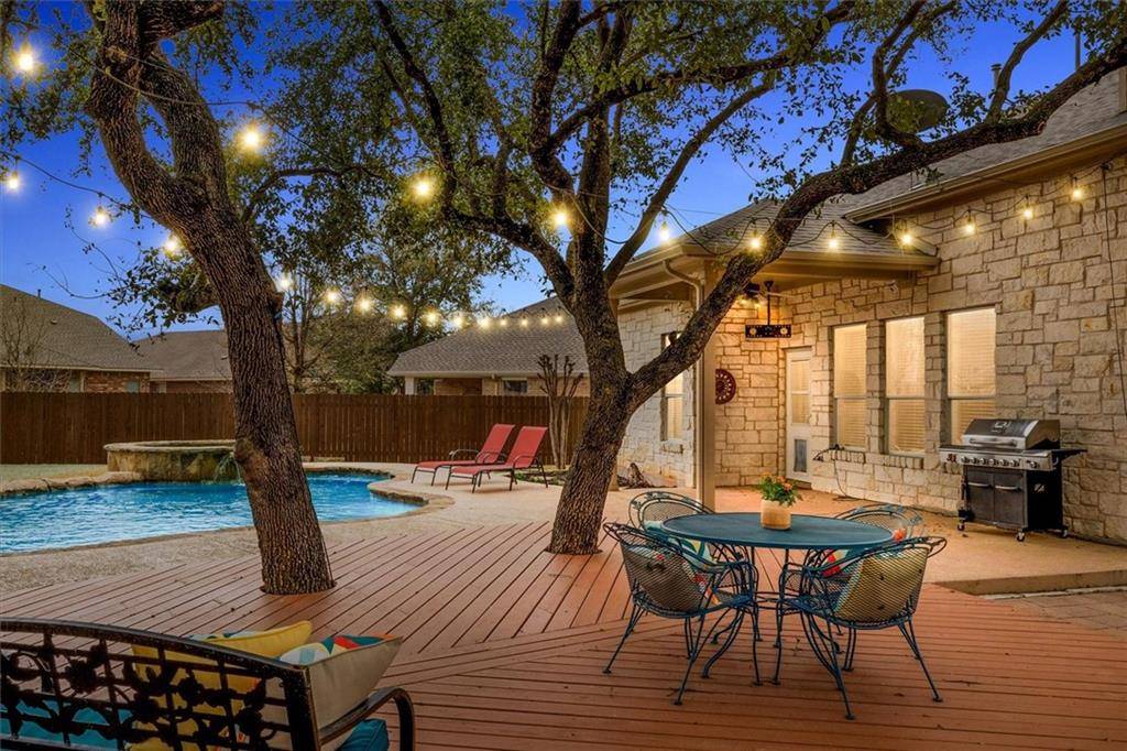 216 Arrowhead TRL, Cedar Park, TX 78613