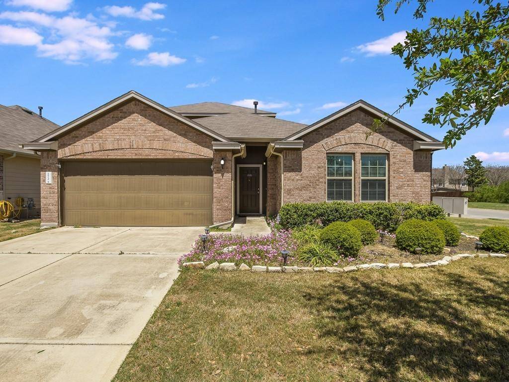 172 Mistflower LN, Kyle, TX 78640