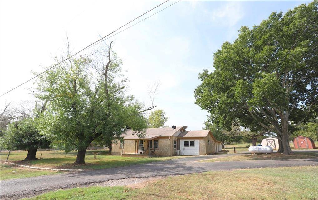 902 N Ridge ST, Lampasas, TX 76550