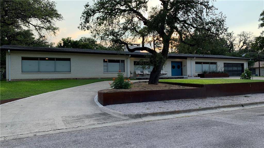 204 S Race ST, Lampasas, TX 76550
