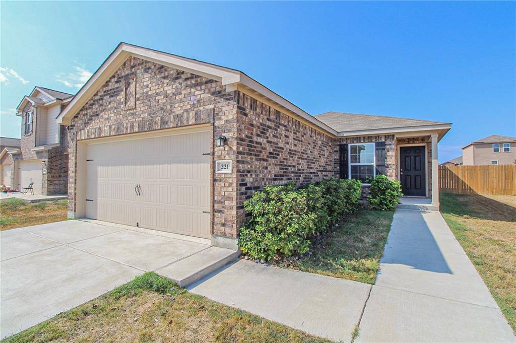 221 Millers LOOP, Jarrell, TX 76537