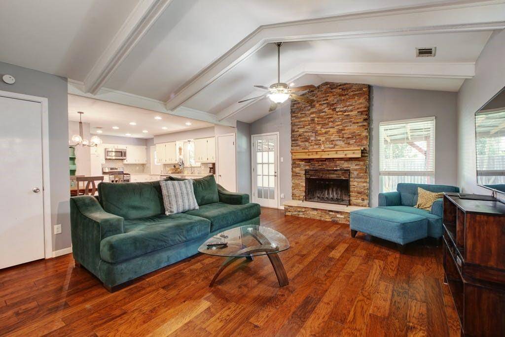 9929 CHUKAR BND, Austin, TX 78758