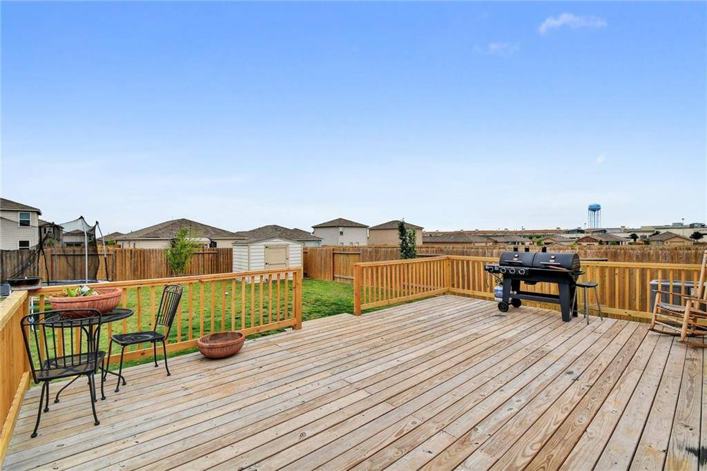 200 Koontz LOOP, Jarrell, TX 76537