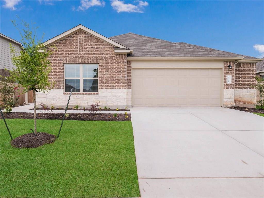 709 Carol DR, Hutto, TX 78634