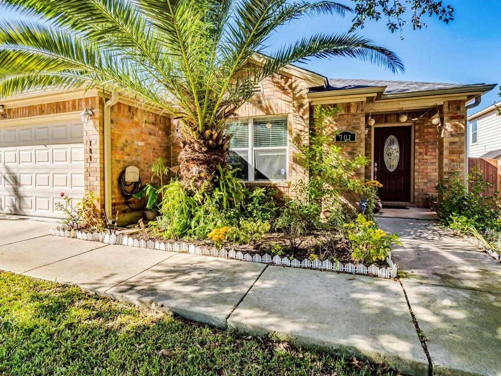 701 New Country RD, Kyle, TX 78640