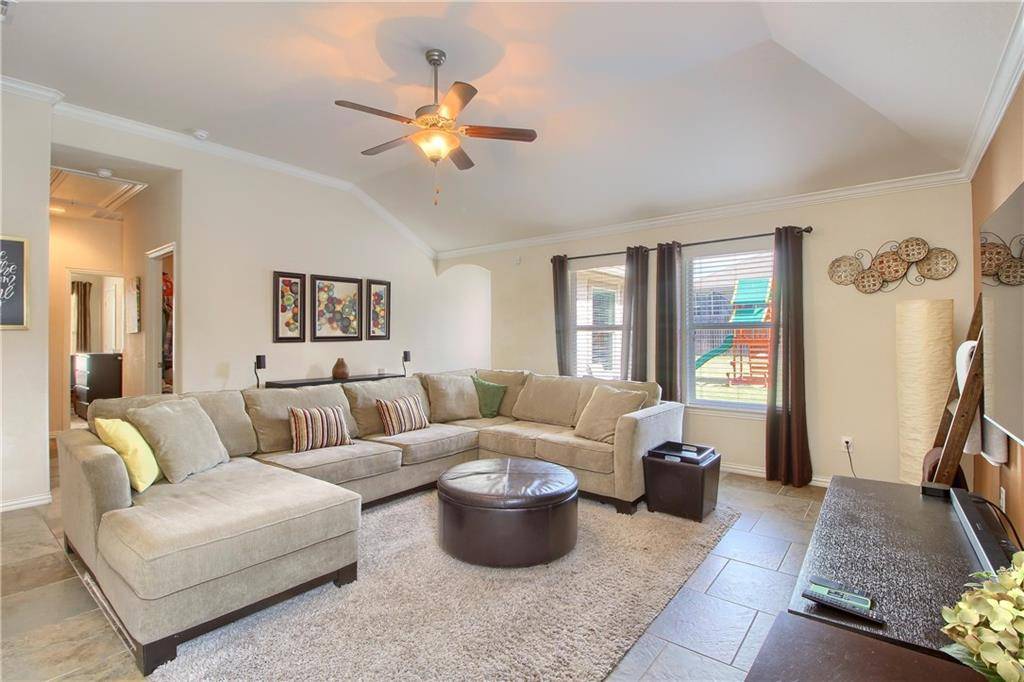 297 Travertine TRL, Buda, TX 78610