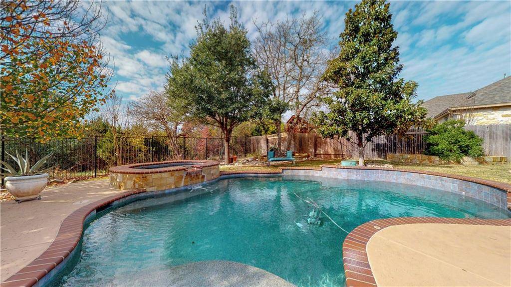 2736 Lovett LN, Cedar Park, TX 78613