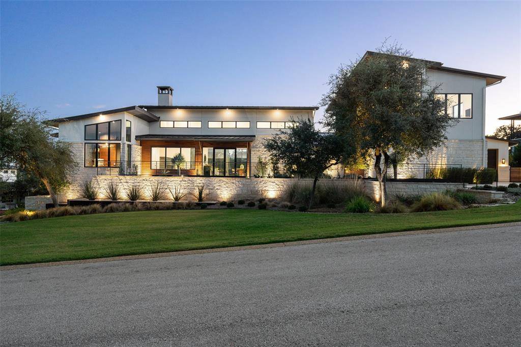 2008 Ruffian Heights LN, Spicewood, TX 78669