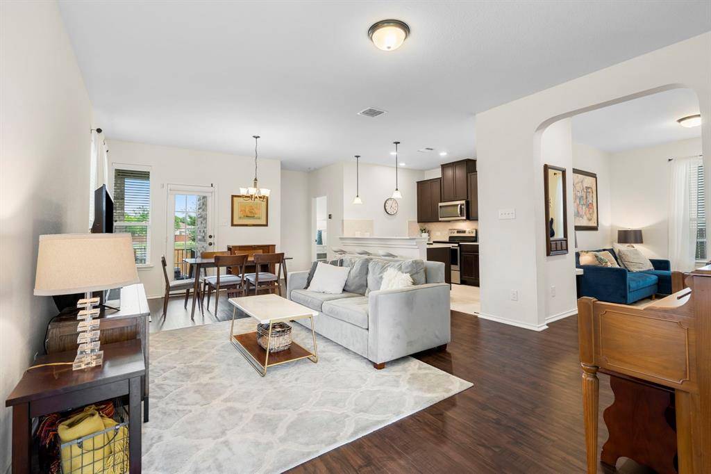 120 Rocroi DR, Georgetown, TX 78626