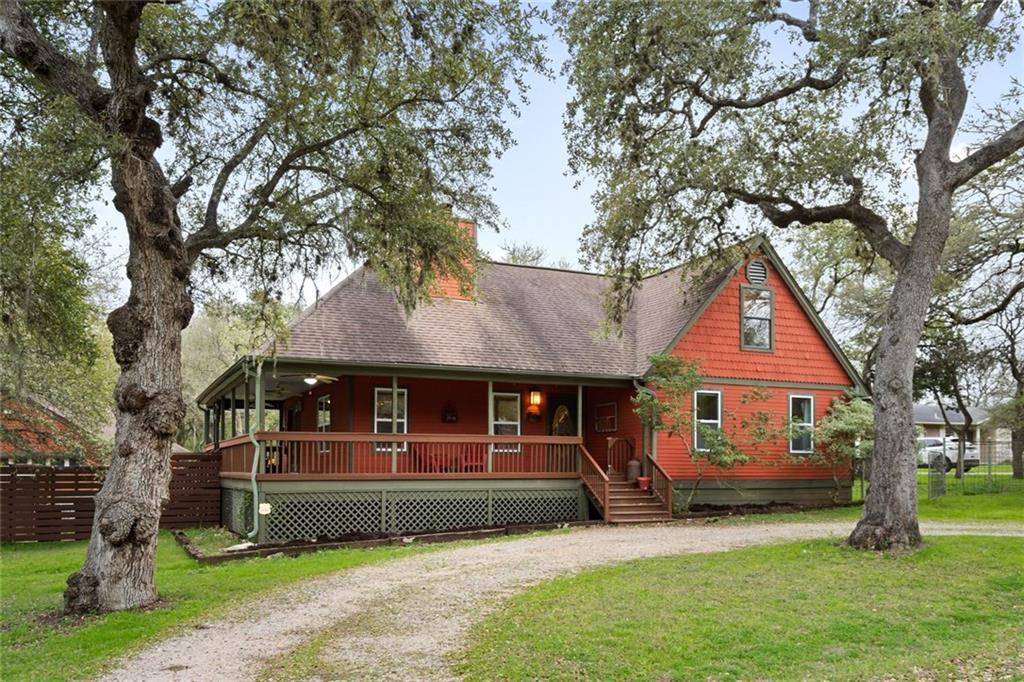 305 Lakewood DR, Buda, TX 78610