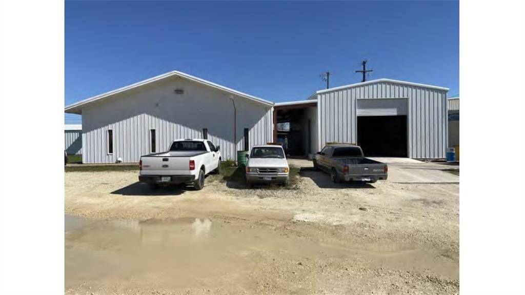 106 Halmar RD, Georgetown, TX 78628