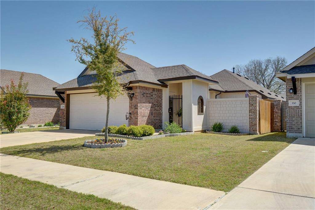 108 Trailstone DR, Bastrop, TX 78602
