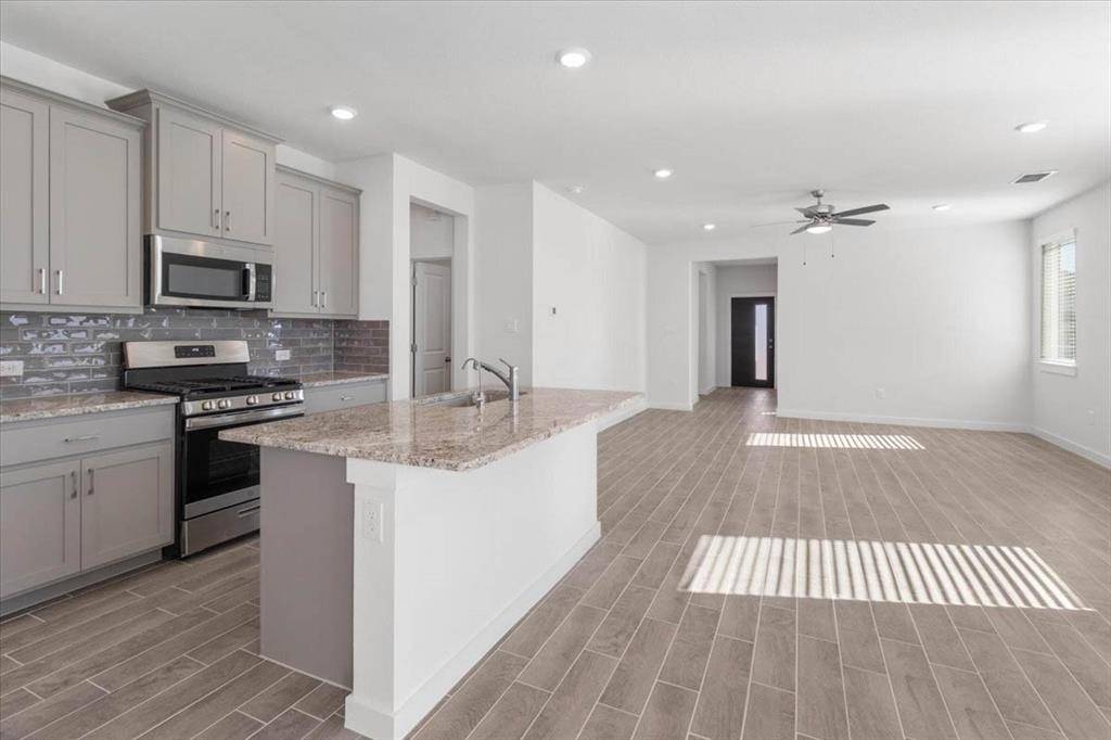 236 Garner, Kyle, TX 78640