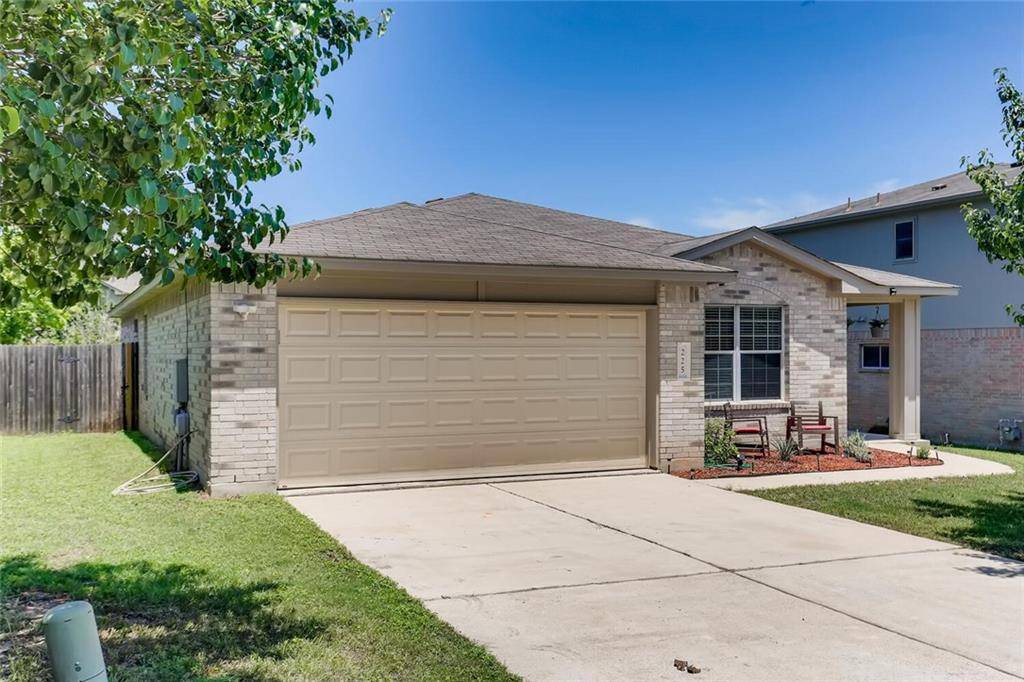 225 San Felipe DR, Kyle, TX 78640